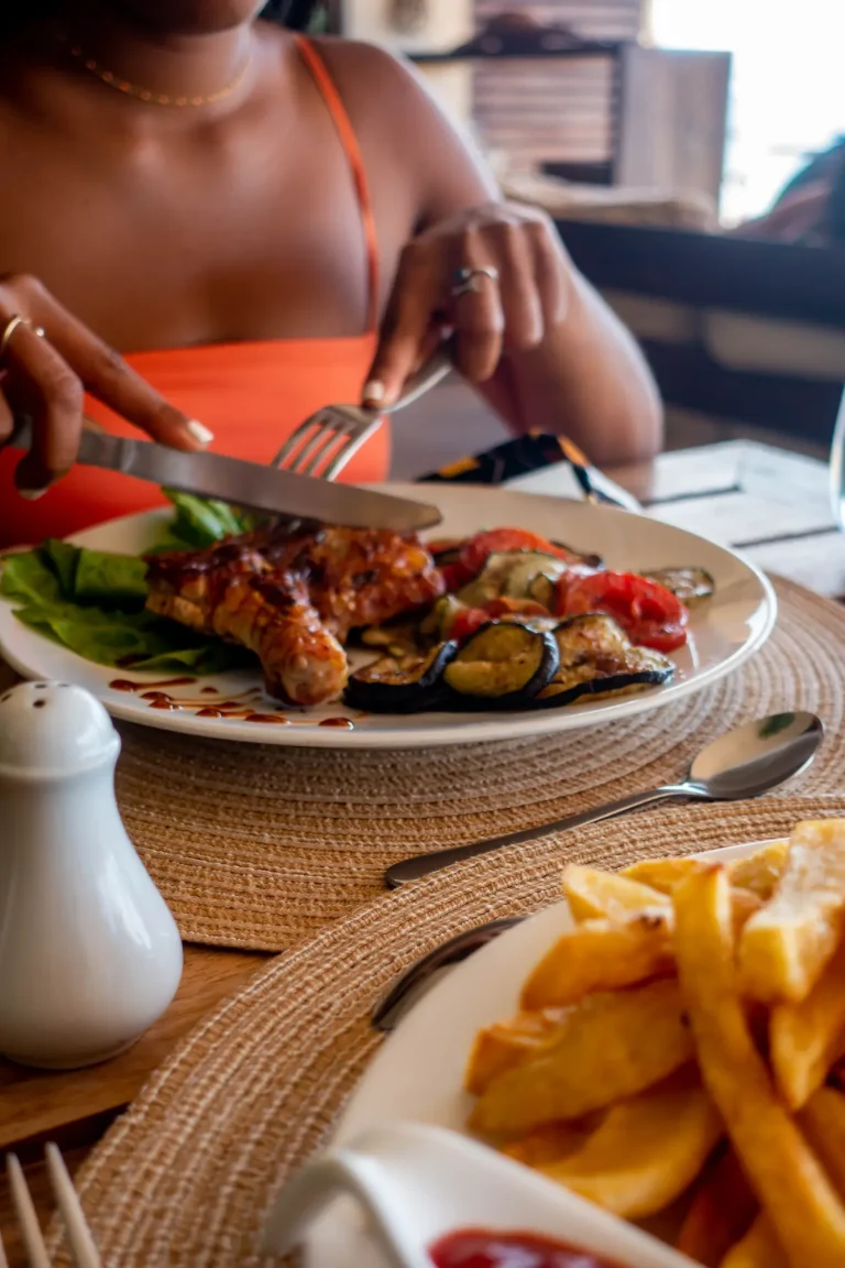 repas-restaurant-ambatoloaka