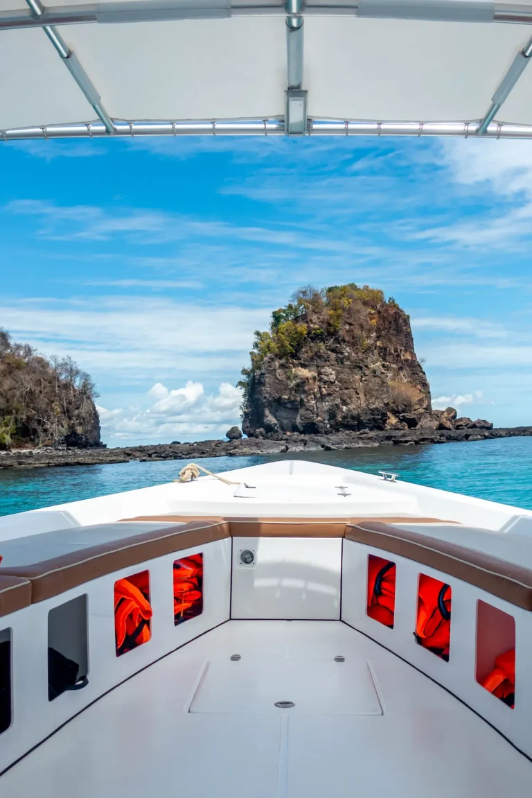 location bateau privé iles nosy be